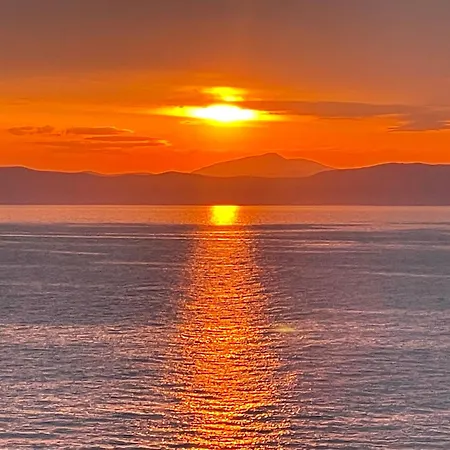 Waterfront Luxurious - Kea Island * Meliszáki