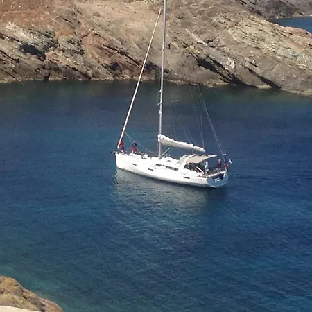 Waterfront Luxurious - Kea Island Melissaki