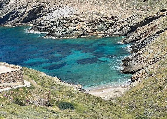 Waterfront Luxurious - Kea Island Melissaki