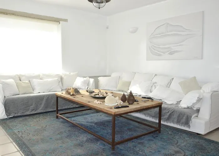 Tatil Evi Waterfront Luxurious - Kea Island Melissaki